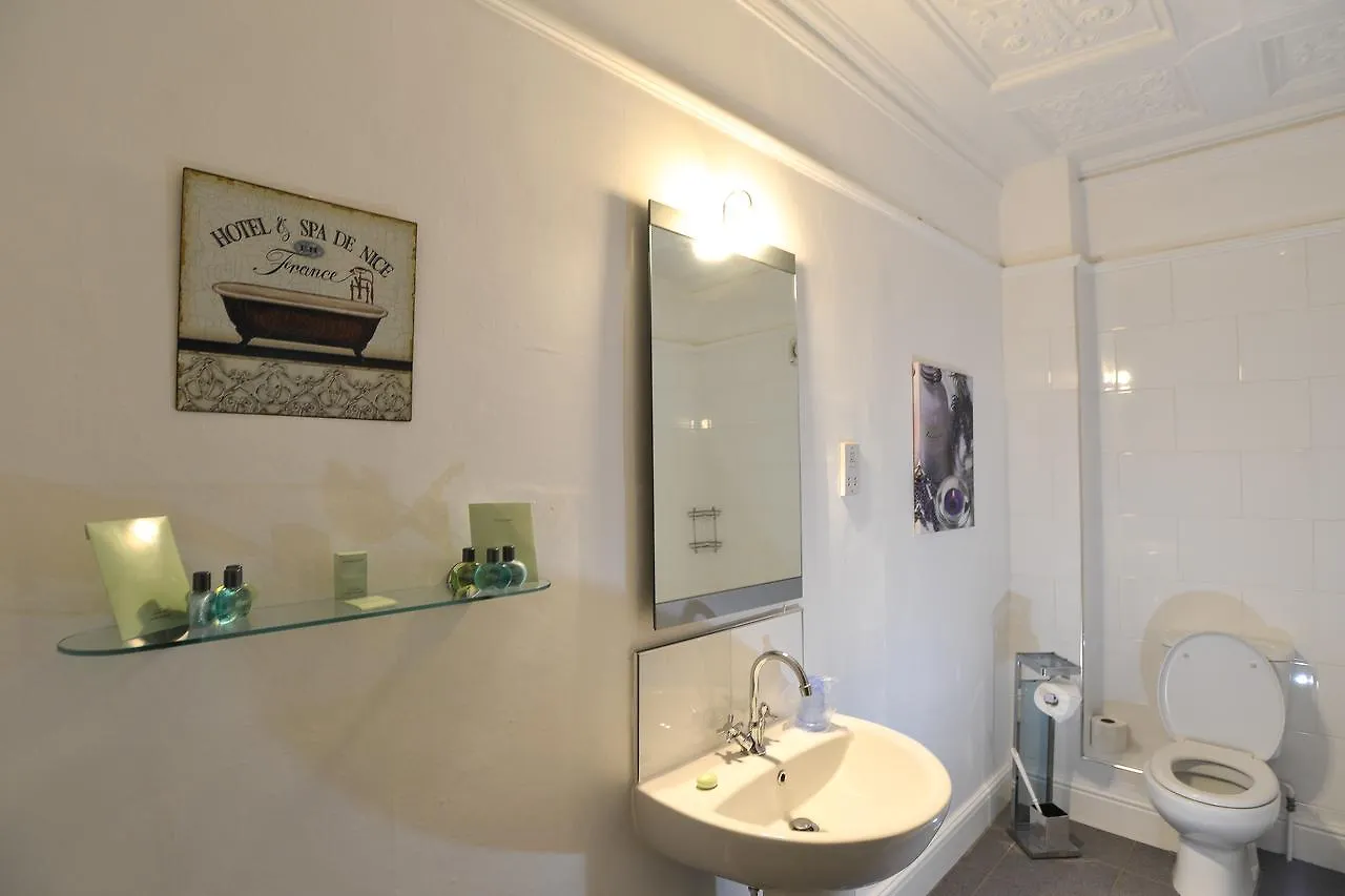 Steeton Hall Hotel & Restaurant 4*,